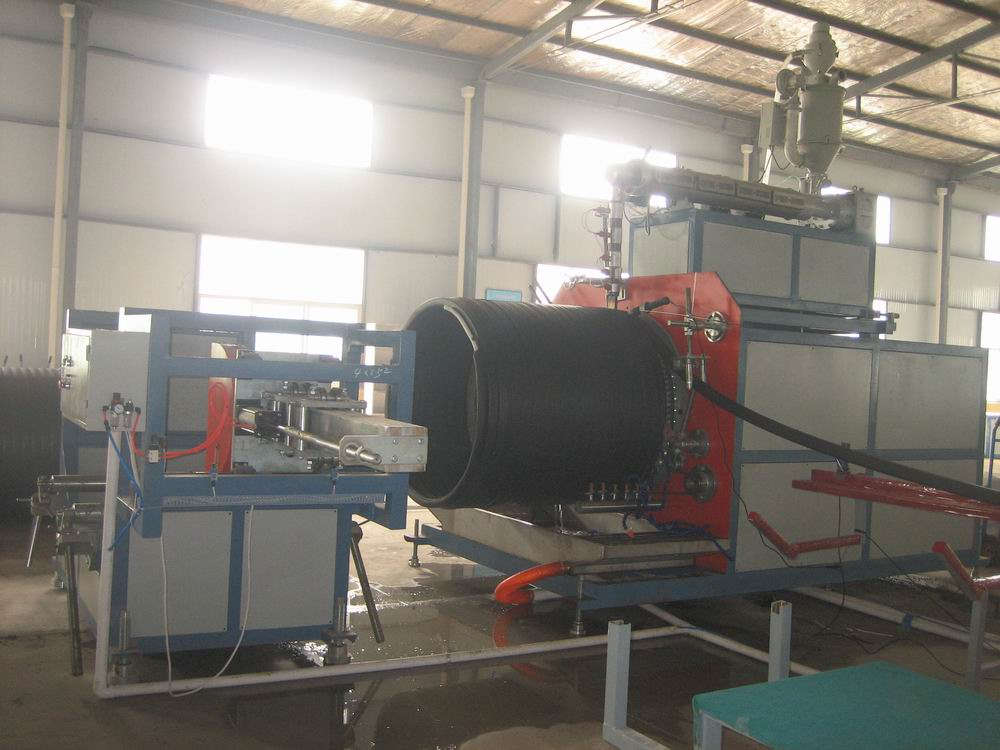 เครื่องจักรผลิตท่อม้วน HDPE