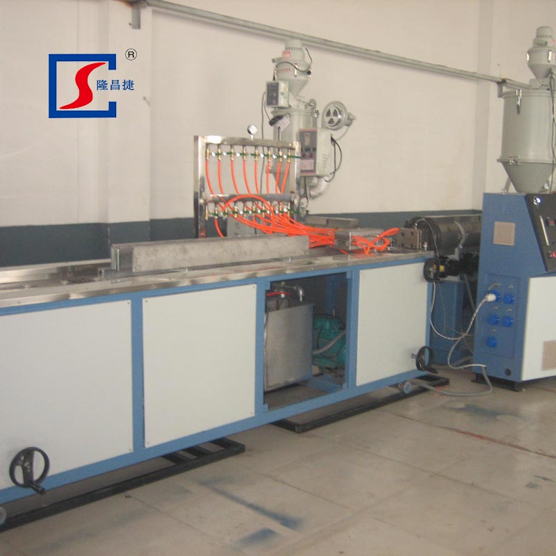 PVC คอมโพสิต Co-extrusion Skirting Line